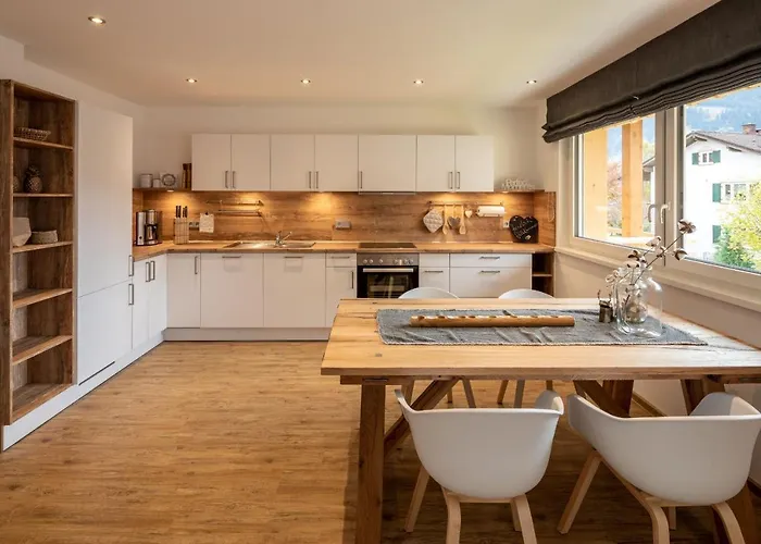 Monusse Boid 10 * بفرونتن