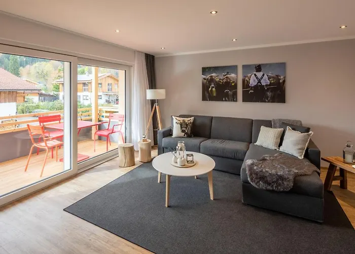 Monusse Boid 10 * بفرونتن